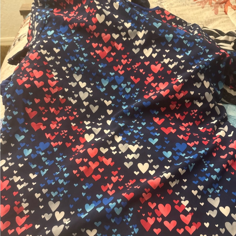 Scrub top